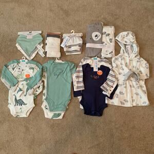 Baby Boy Clothes 0-3M, Robe, Towels, wash & Burp Clothes All New